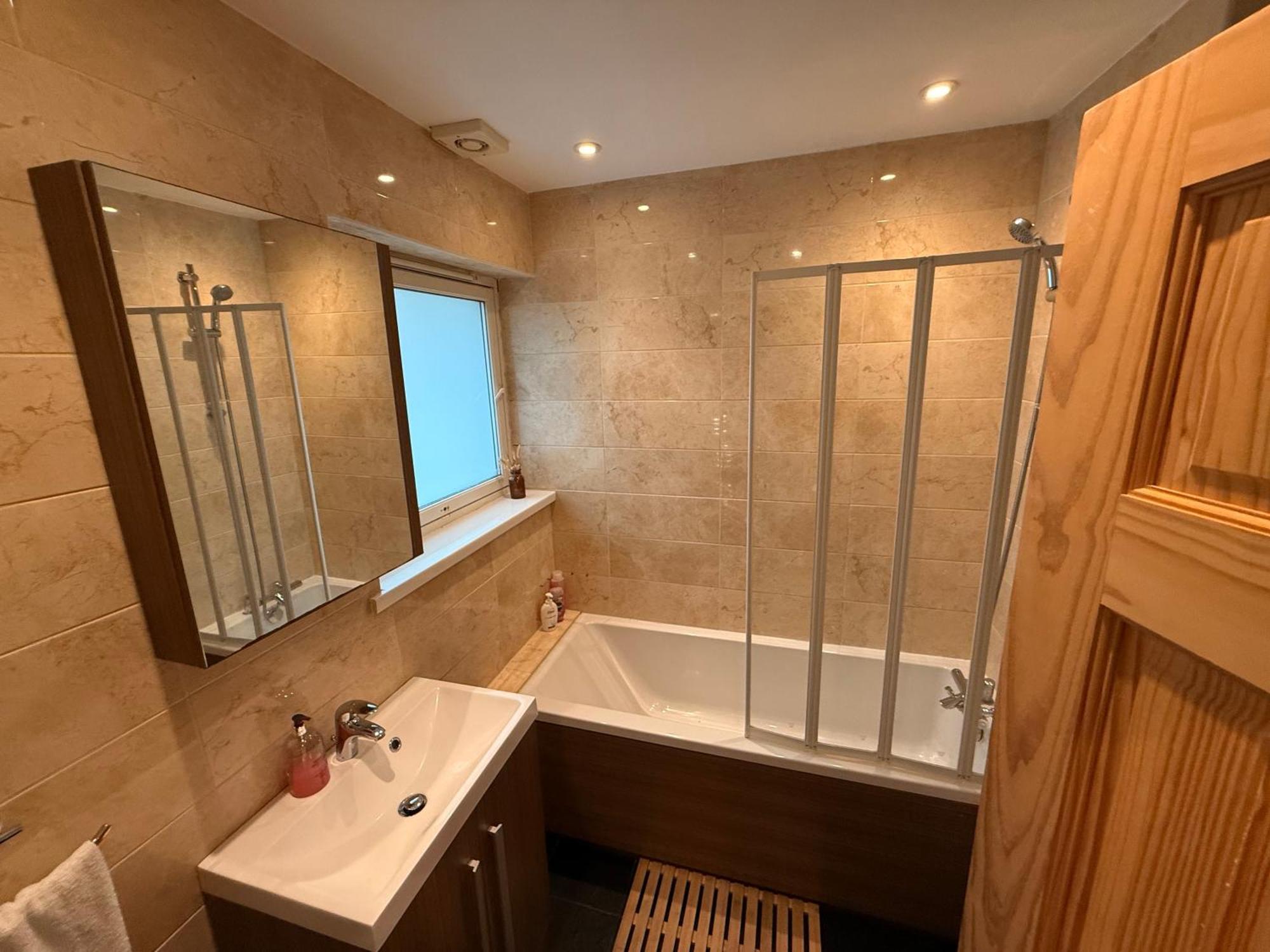 Two Bedroom Flat In The Heart Of Londra Dış mekan fotoğraf